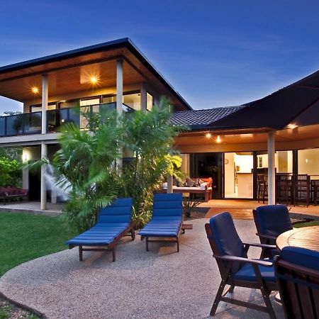 The Palms On Hamilton Island Villa Exterior photo